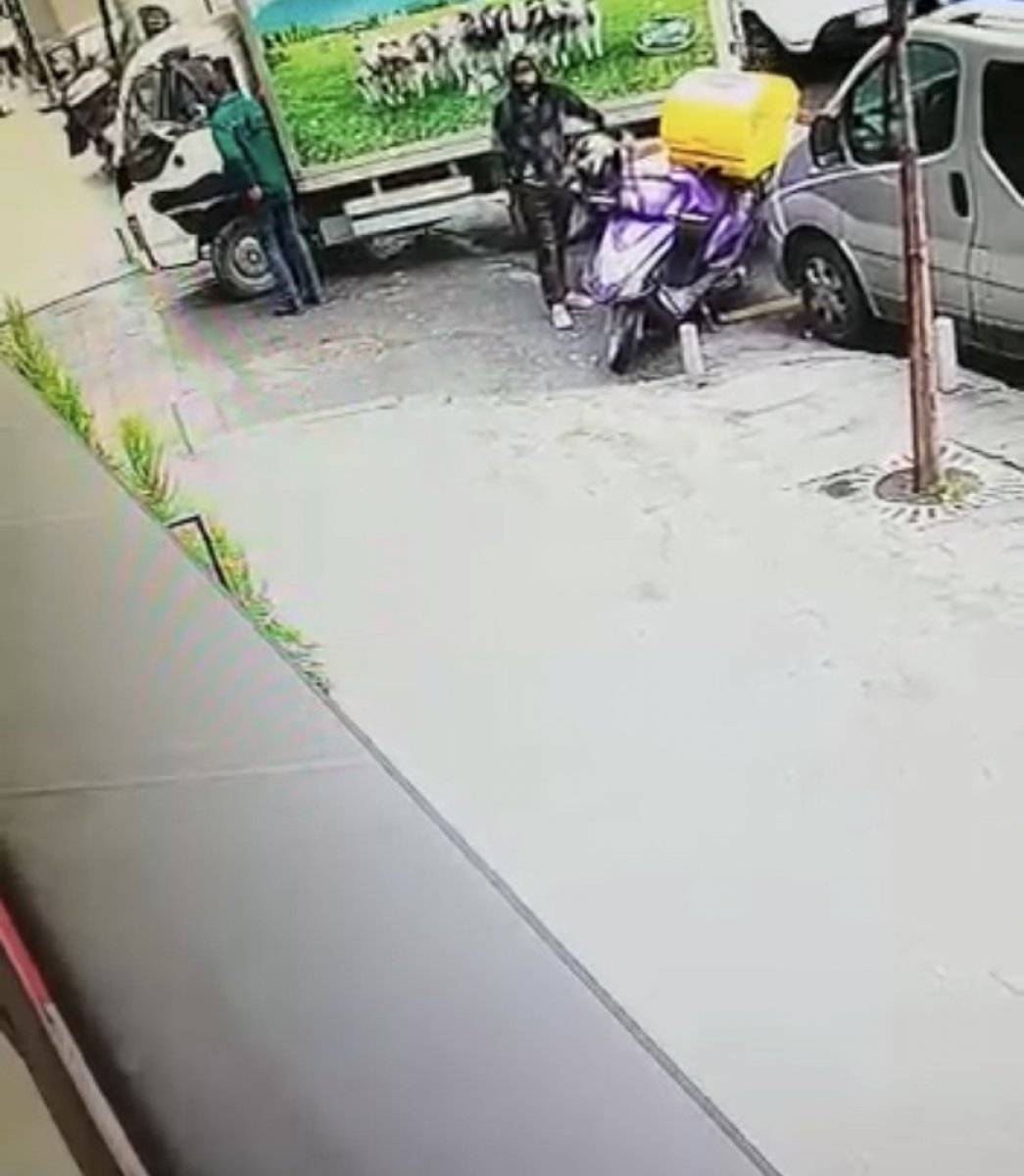 İstanbul'da telefon hırsızı, yarım saatte yakalandı