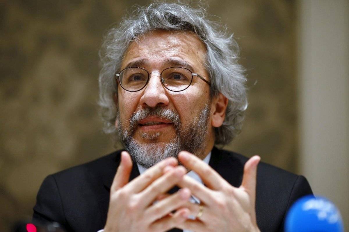 Can Dündar'a 'MİT tırları' davasında verilen cezanın gerekçesi açıklandı