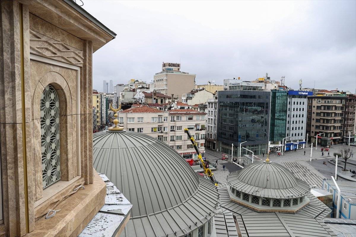 Taksim'de cami ve AKM inşaatında son aşama