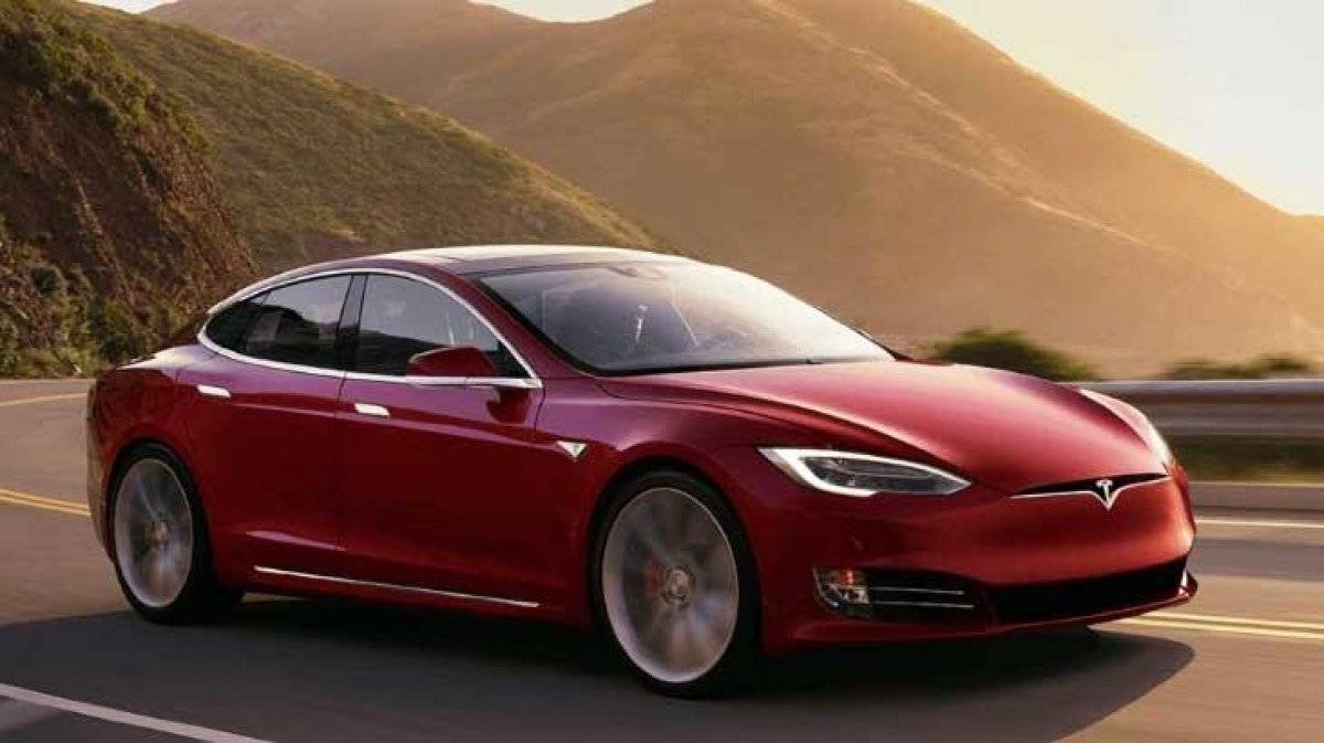 TESLA MODEL S