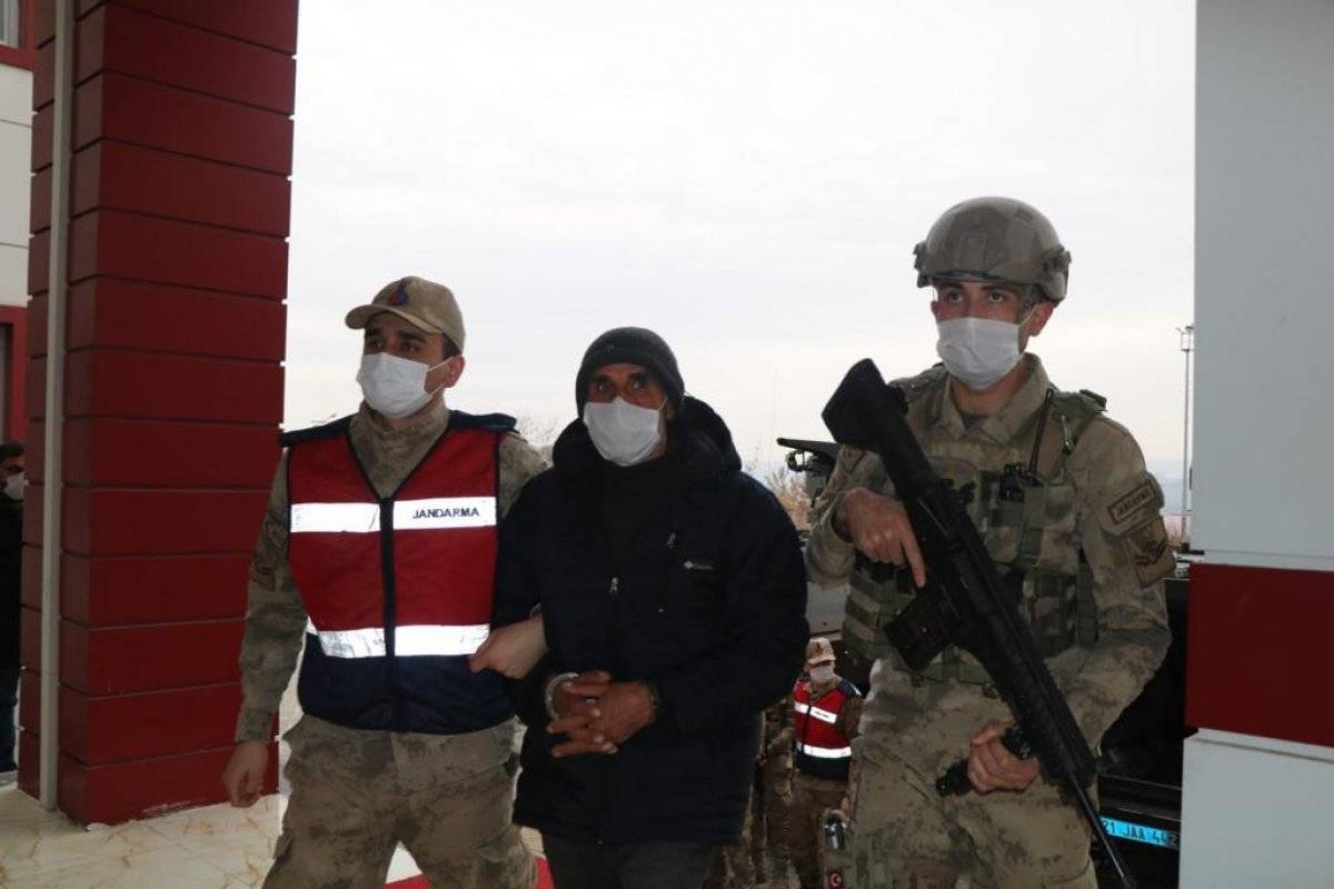 Diyarbakır'da PKK'ya yardım yapanlara operasyon: 6 tutuklama