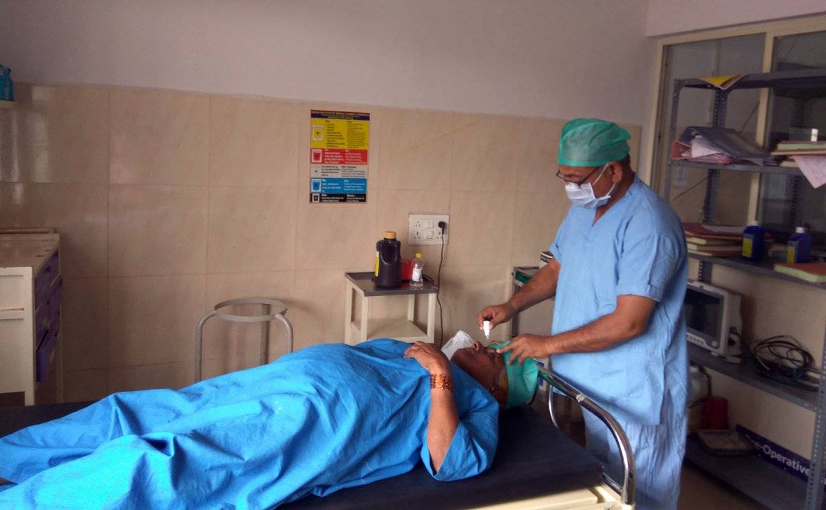 İHH'dan 14 bin kişiye katarakt ameliyatı