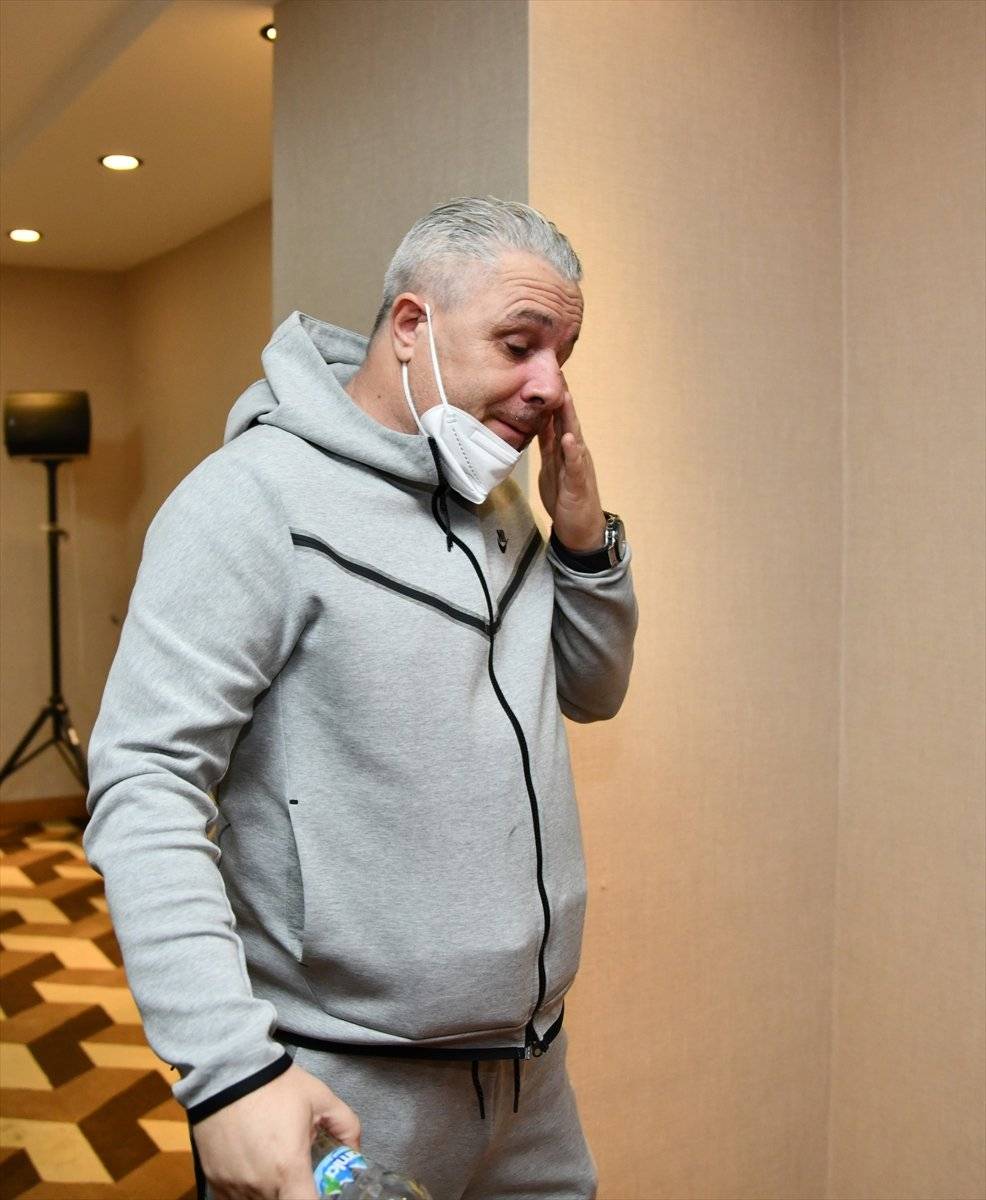 Teknik direktör Sumudica'dan Gaziantep FK'ye gözyaşlarıyla veda