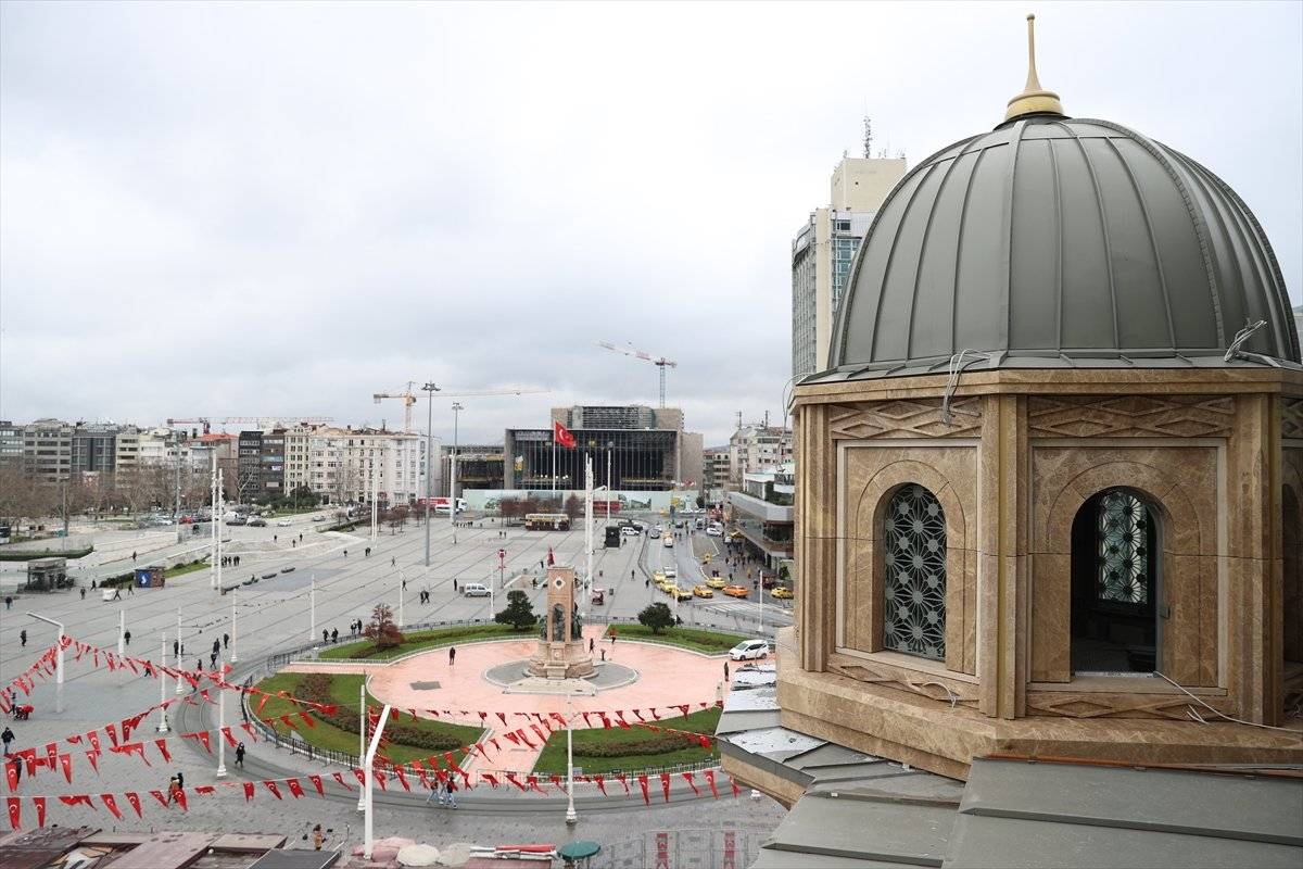 Taksim'de cami ve AKM inşaatında son aşama