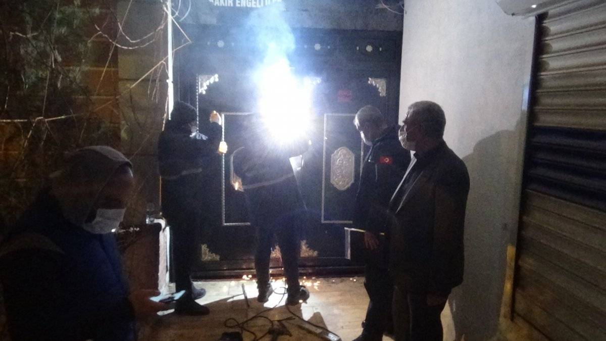 Diyarbakır'da engelli derneğinde alkollü eğlence yapıldı
