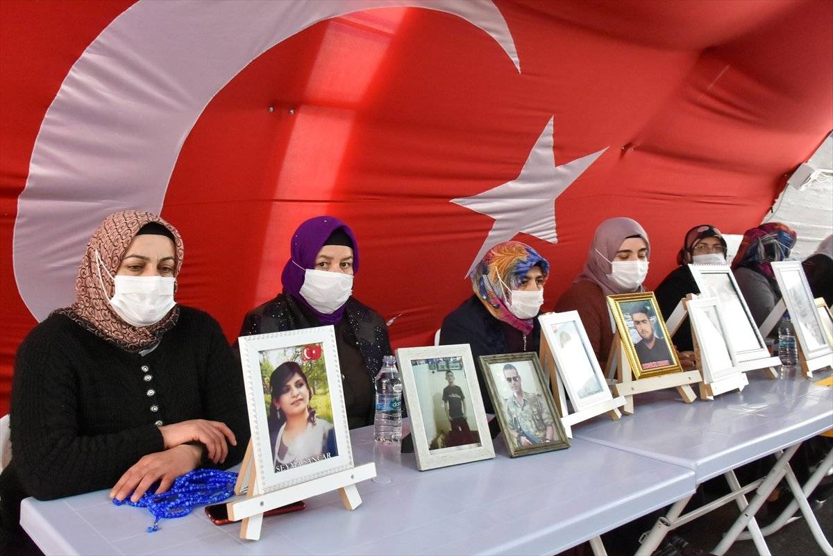Diyarbakır anneleri, 500 gündür evlatları için nöbete devam ediyor