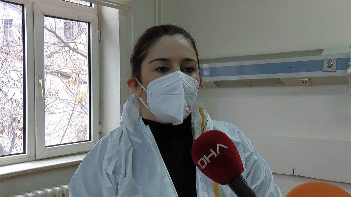 Bingöl’de astım hastası hemşire koronavirüsü iki kez yendi