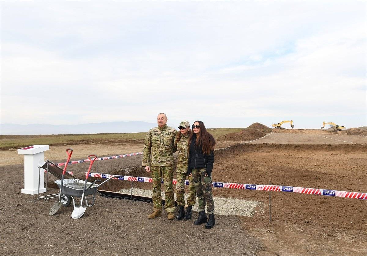 Azerbaycan Cumhurbaşkanı İlham Aliyev, Şuşa'yı ziyaret etti