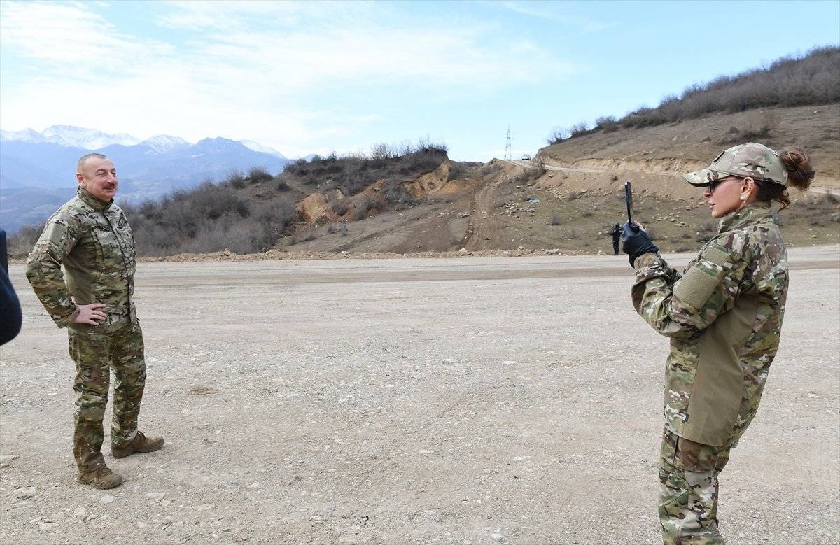 Azerbaycan Cumhurbaşkanı İlham Aliyev, Şuşa'yı ziyaret etti