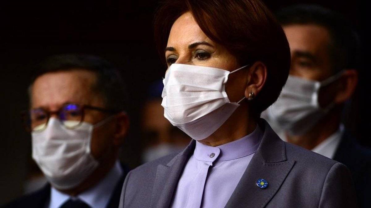 Meral Akşener korona aşısını yaptırdı
