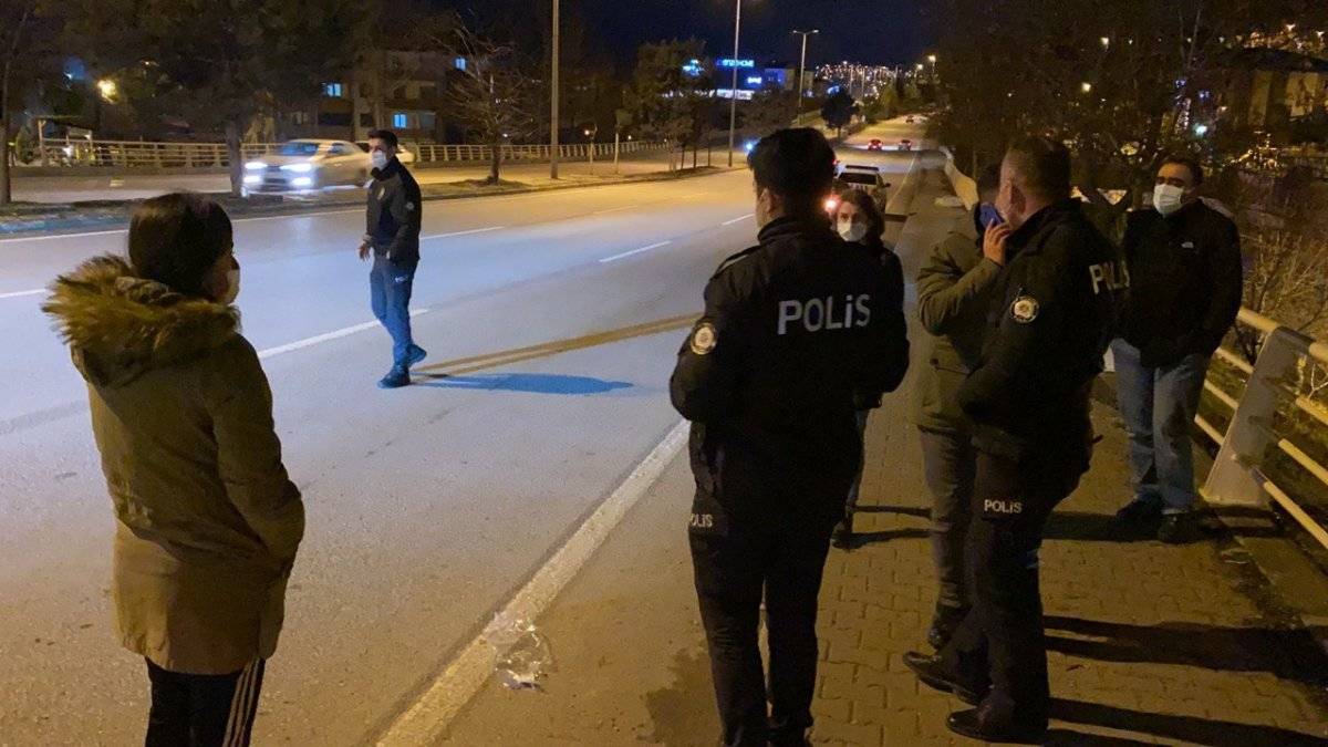 Karabük'te bir kişi yolun ortasında bayıldı