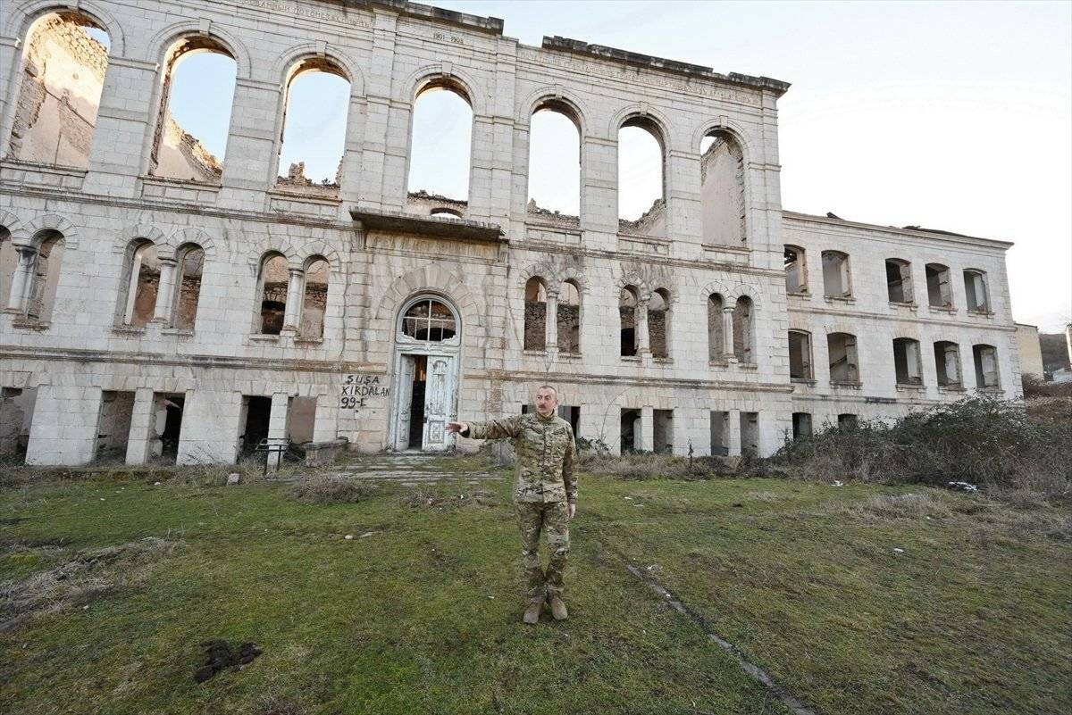 Azerbaycan Cumhurbaşkanı İlham Aliyev, Şuşa'yı ziyaret etti