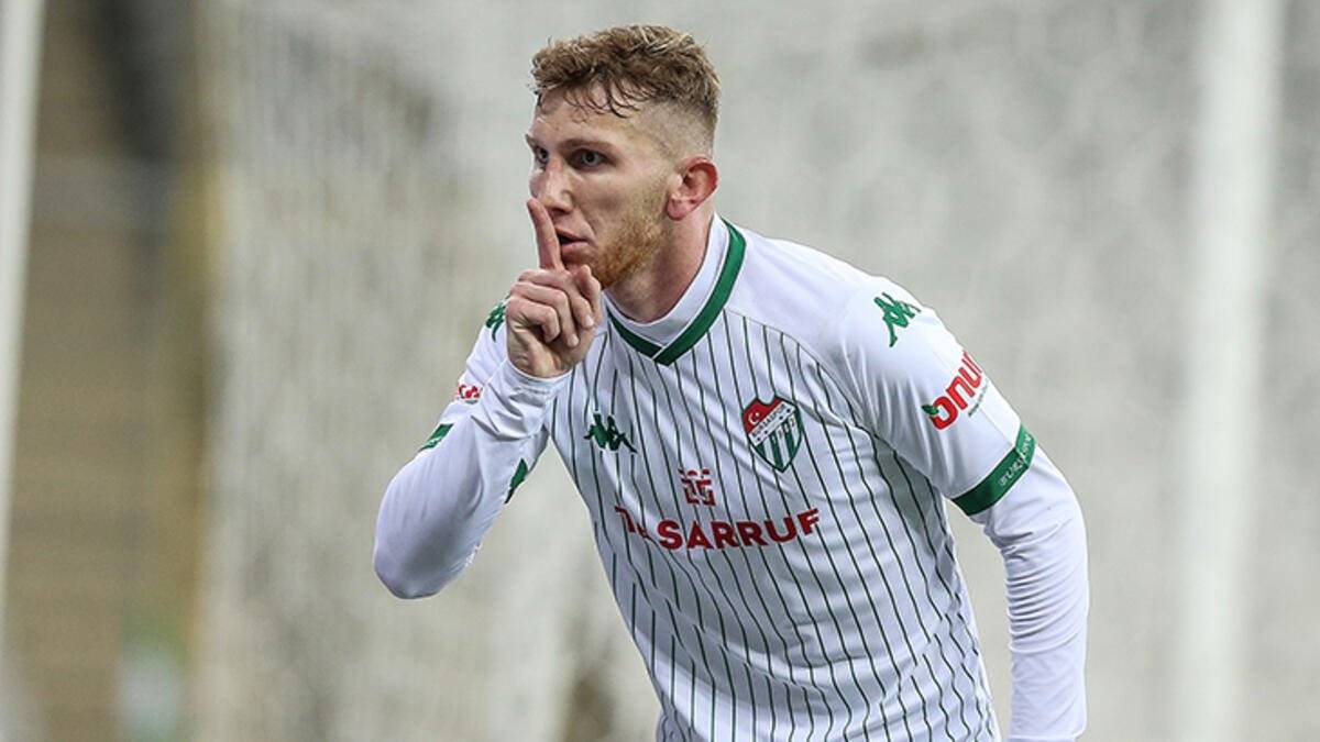 Fenerbahçe Burak Kapacak için pazarlık masasında