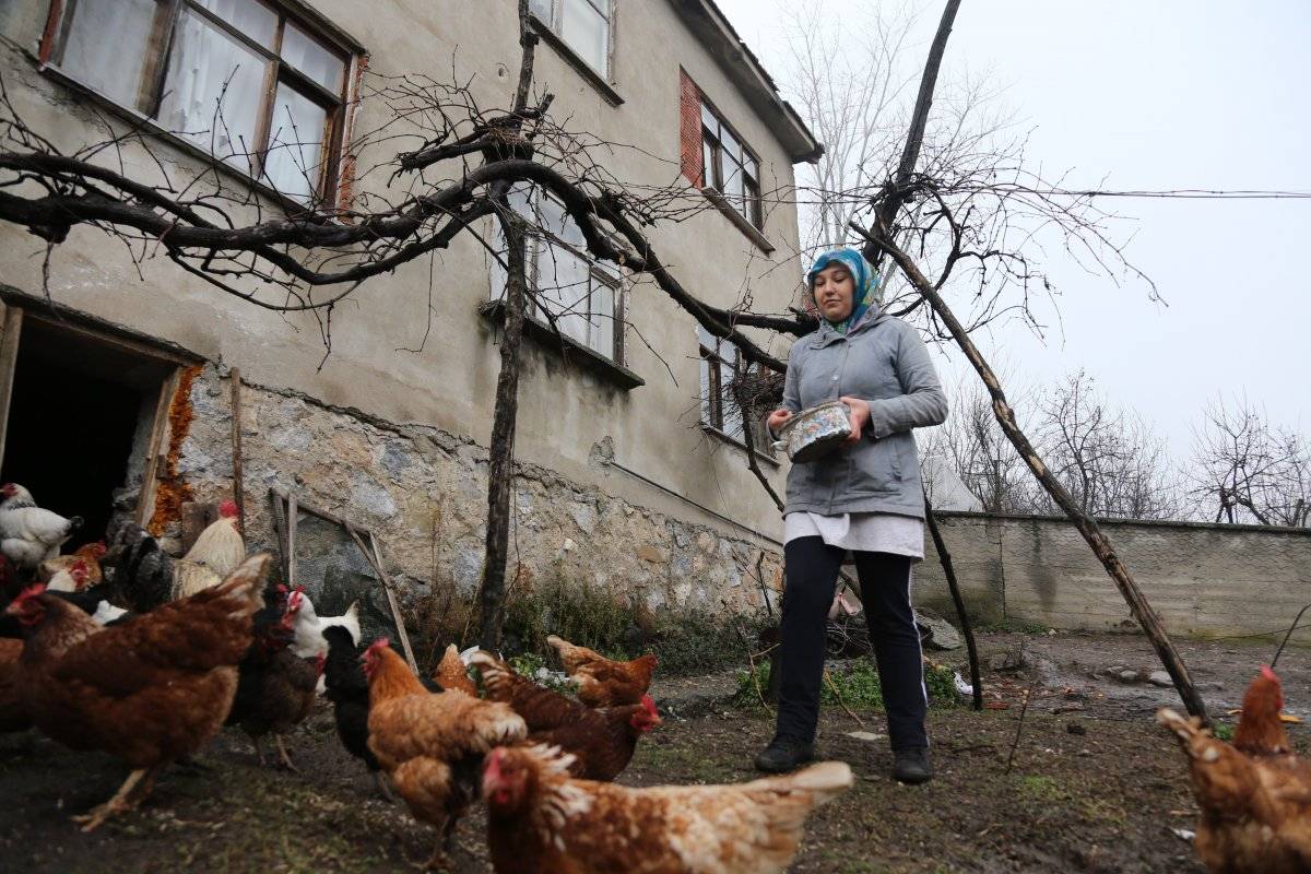 Kocaeli'de 15 itfaiyeci kadın, köylerini alevlerden koruyor