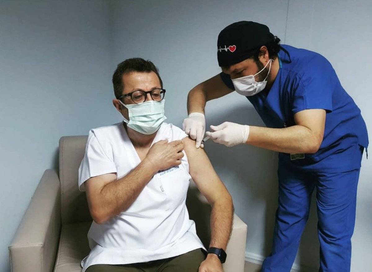 Türkiye'de korona aşısı olanların sayısı 600 bini geçti