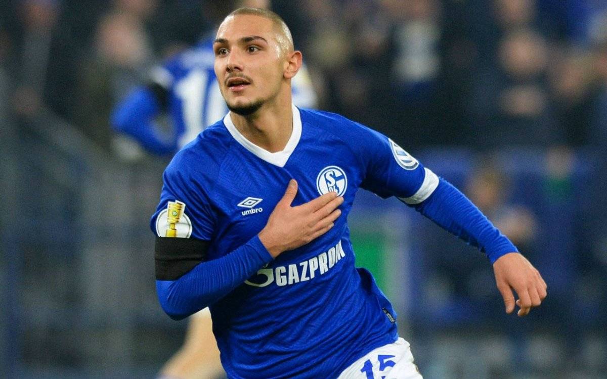 Ahmed Kutucu için 4 büyükler devrede