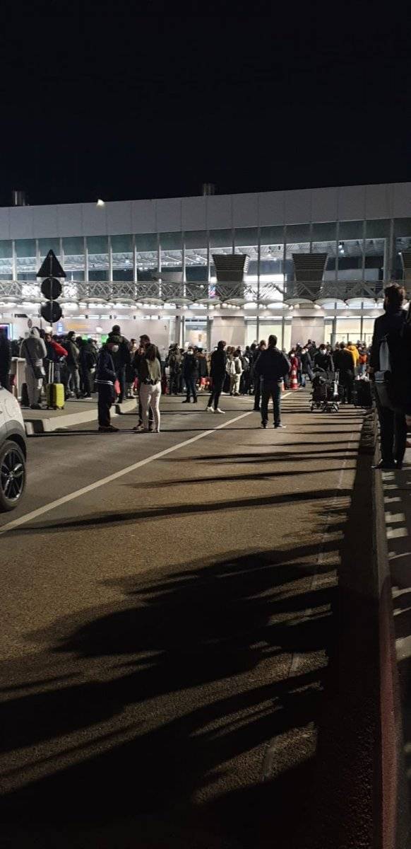 Frankfurt Havalimanı'nda alarm verildi