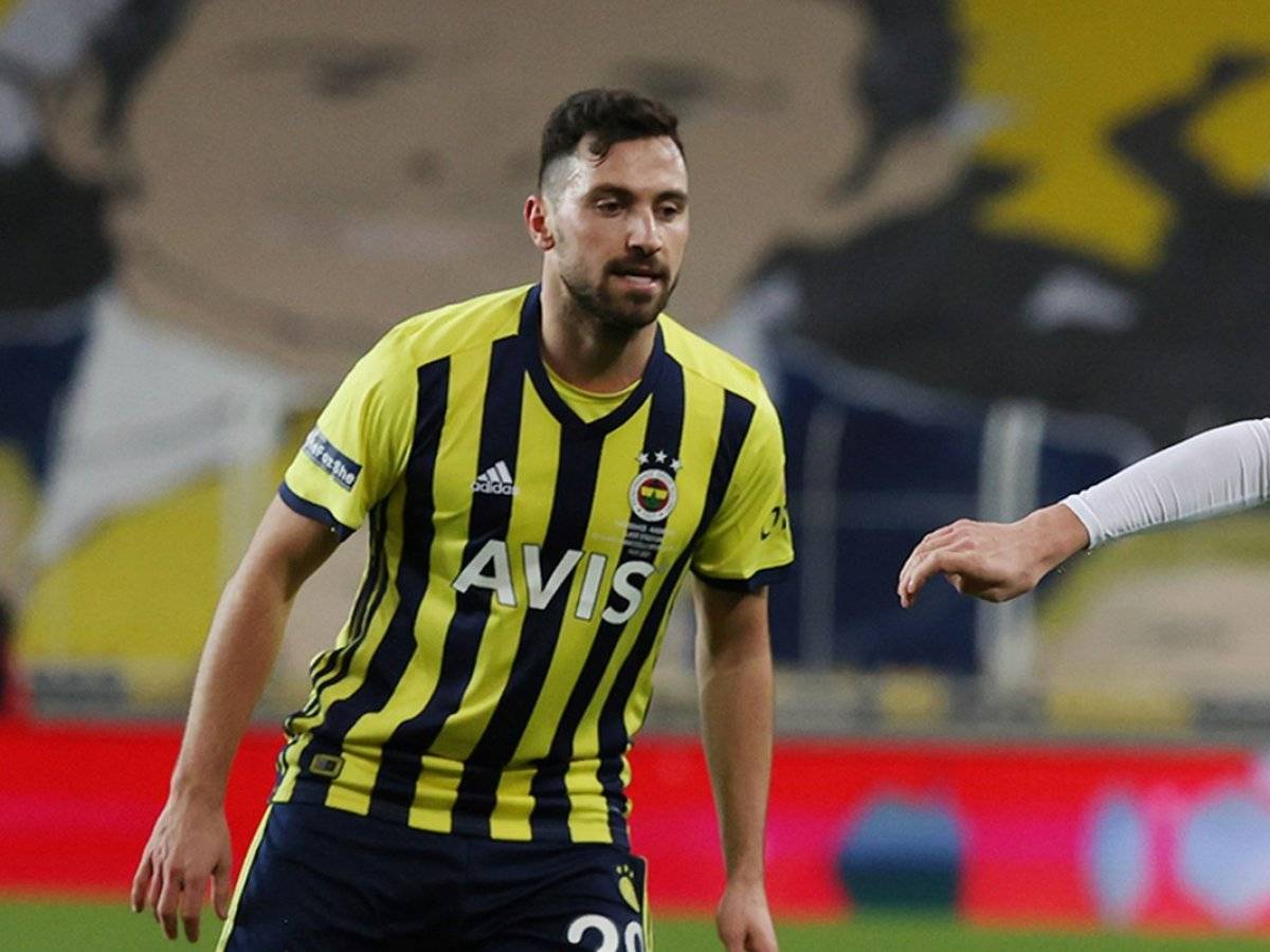 Sinan Gümüş 2 ay yok