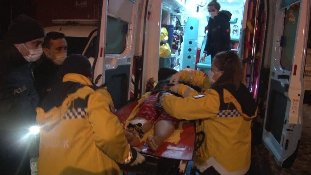 Sancaktepe'de bir kişi eşini bıçakladı