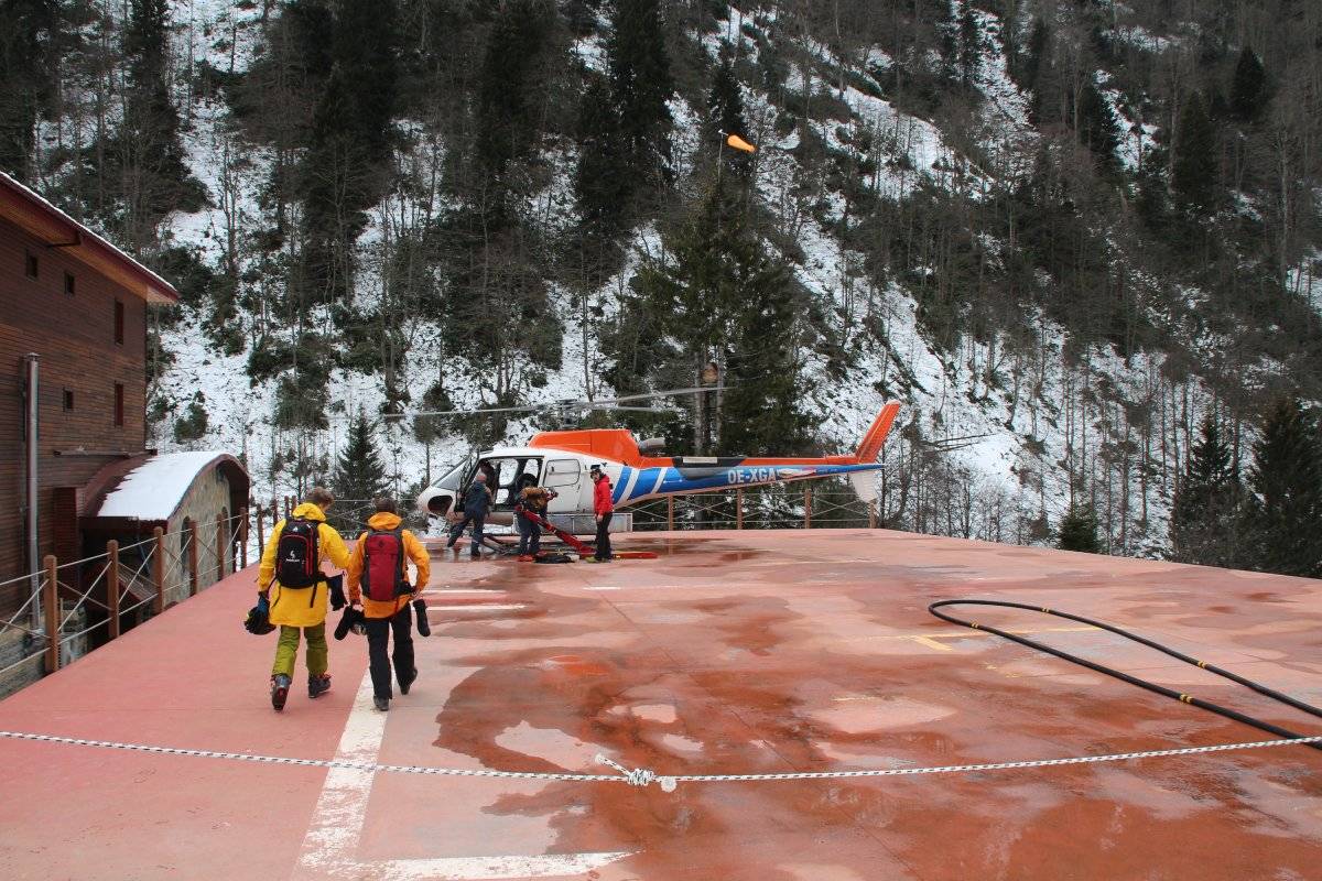 Rize Kaçkarlar'da heliski heyecanı başladı