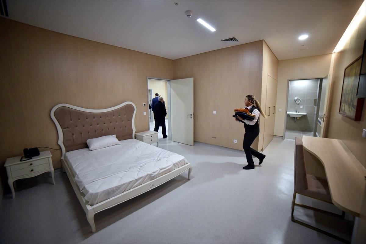 Eski Türkiye'den hastane manzaraları