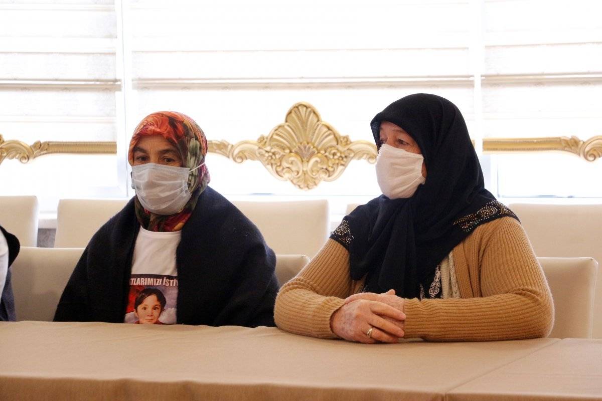 Diyarbakır'da evlat nöbetindeki anne: Gelmezsen, hakkımı helal etmiyorum