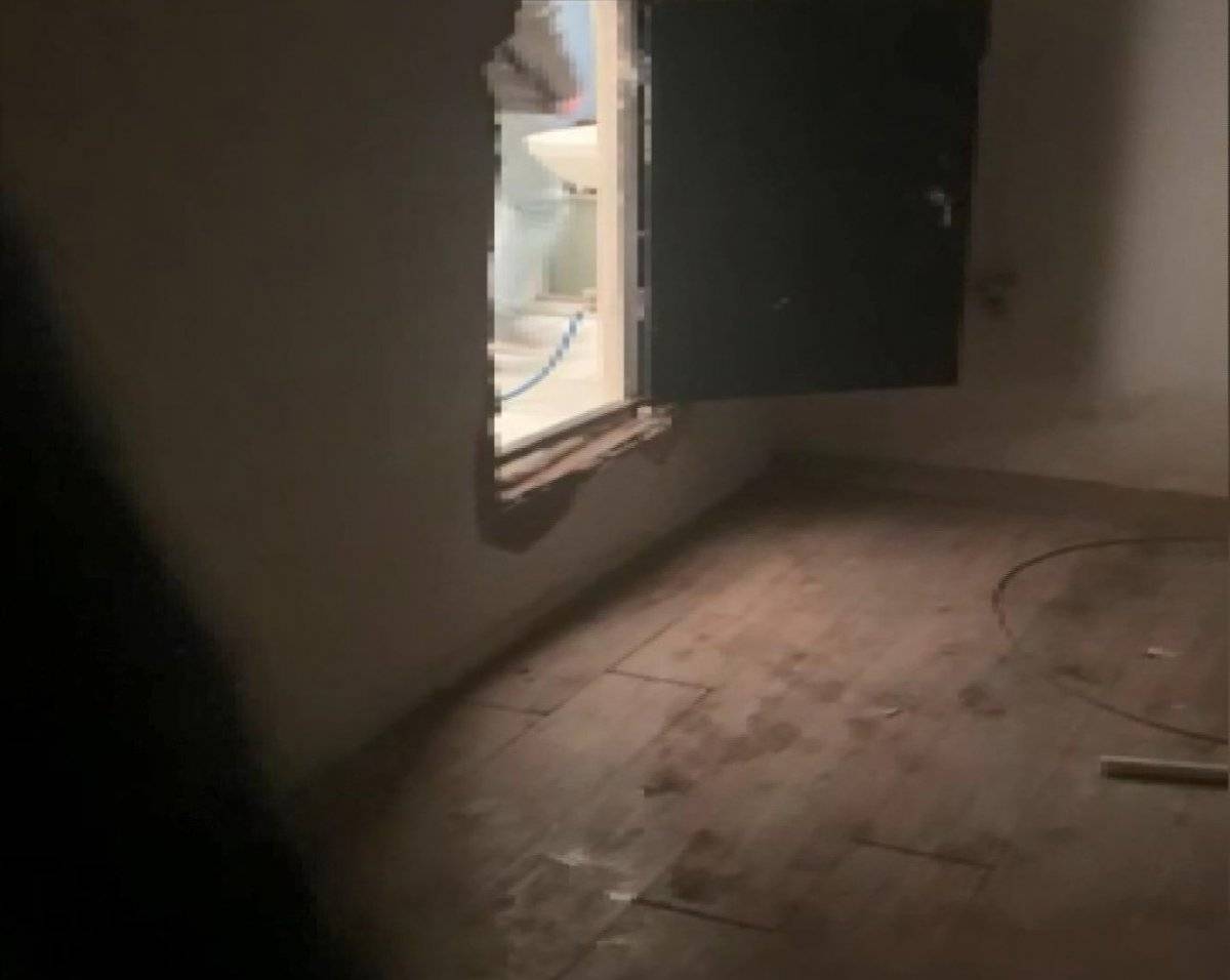 Esenyurt'ta kahvehane içinde gizli geçit ortaya çıktı