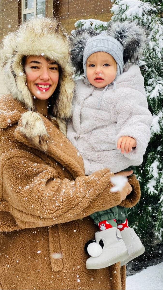 İstanbul’daki kar yağışı ünlü isimleri mutlu etti