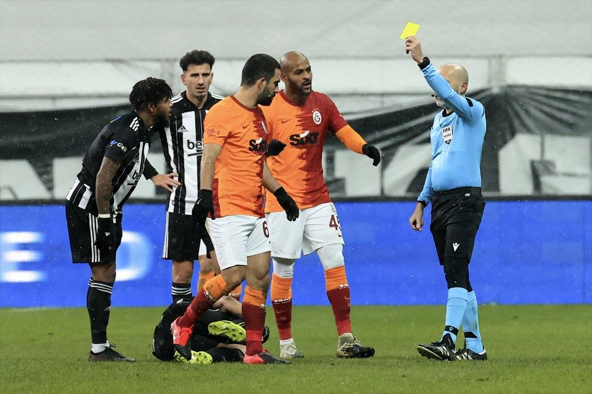 Arda Turan: Beşiktaş'ı tebrik ediyorum