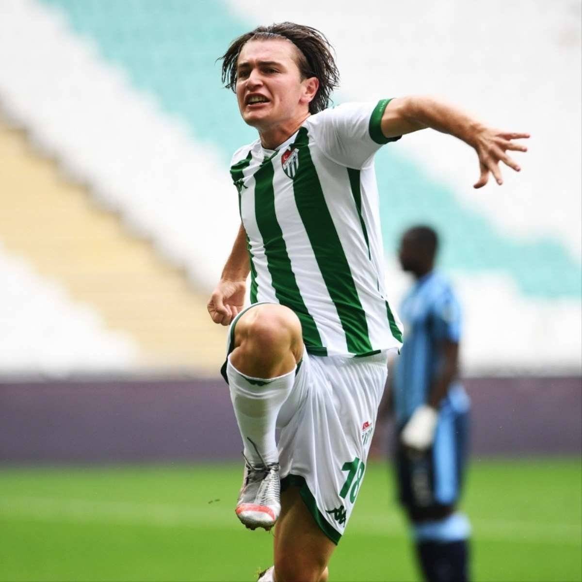 Bursaspor'da 8 oyuncunun sözleşmesi sona eriyor