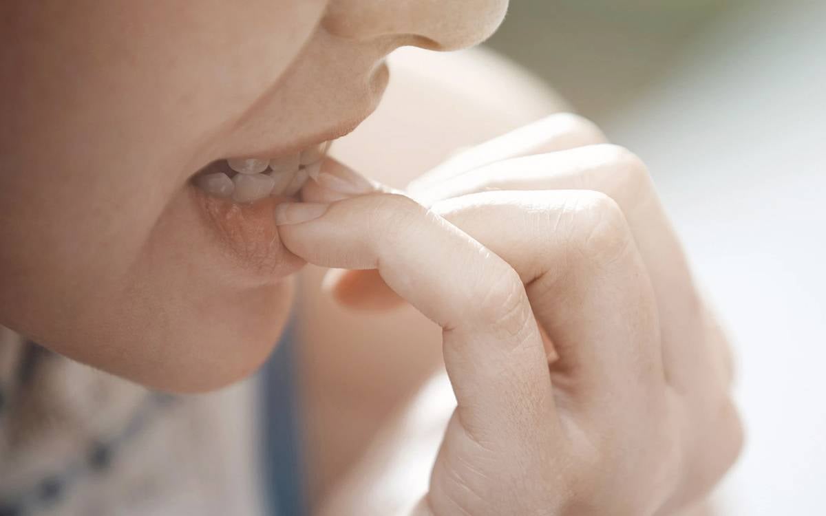 Tırnak yemeyi önlemenin 6 yolu