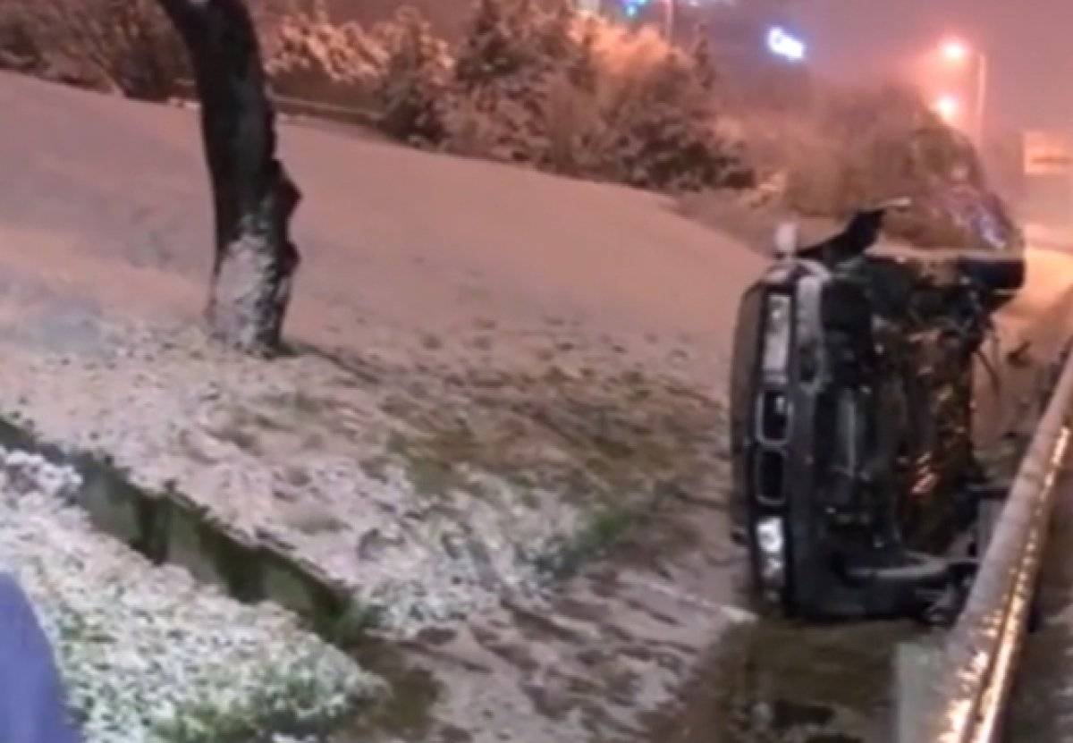 İstanbul'da kar yağışı sonrası trafik kazaları