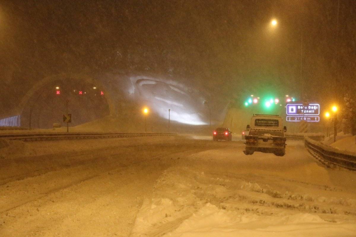 Bolu Dağı geçişi 93 kamerayla takip ediliyor