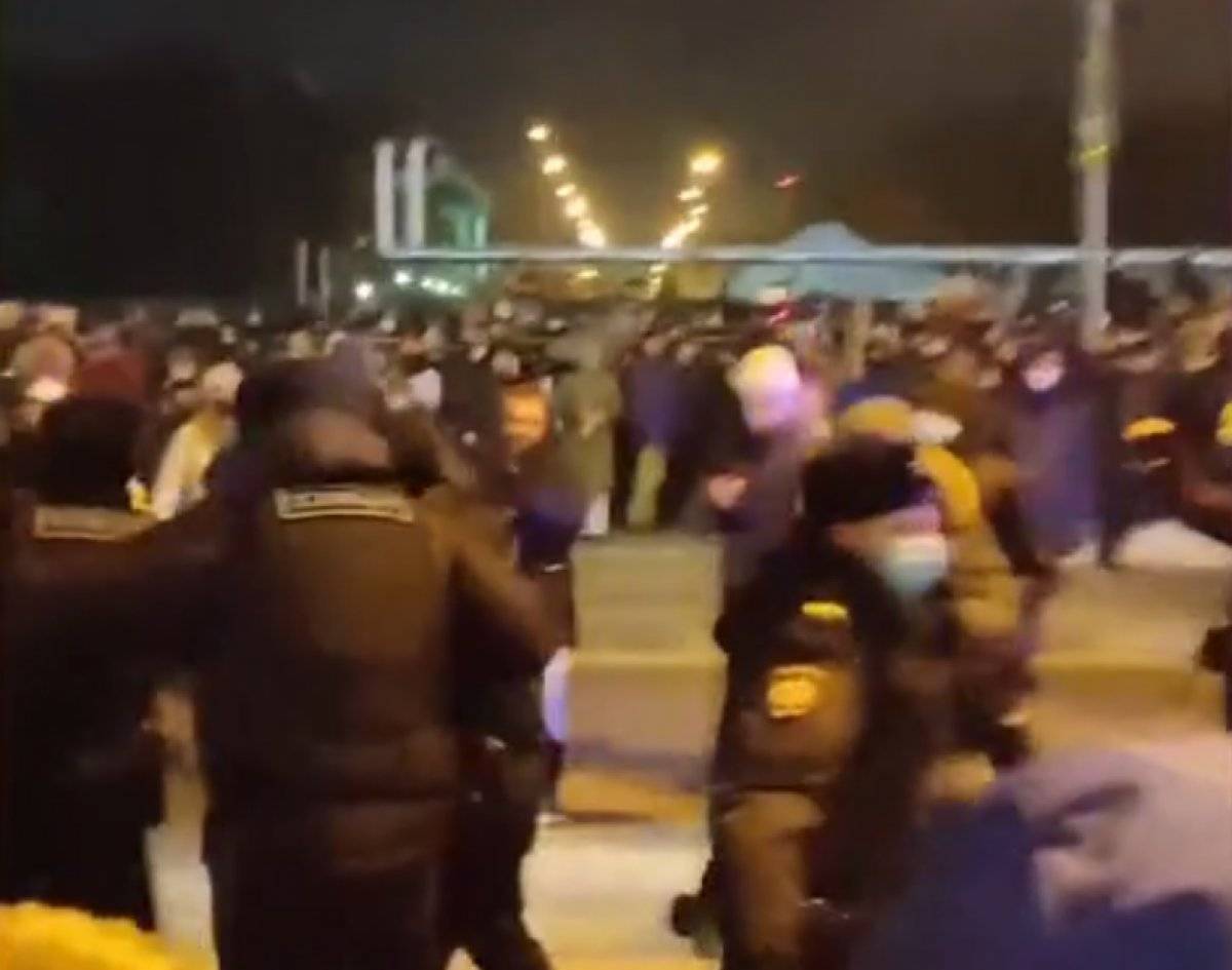 Rusya'da Alexei Navalny'nin gözaltına alınmasıyla sokaklar karıştı