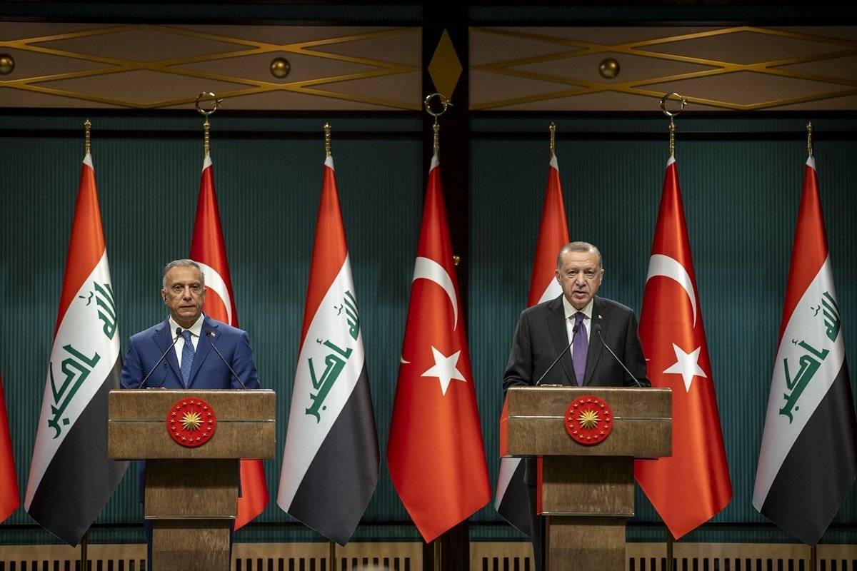 Hulusi Akar, resmi ziyaret için Irak'ta
