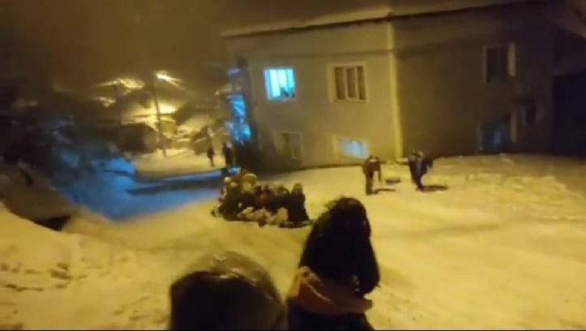 Bursalıların kar eğlencesi