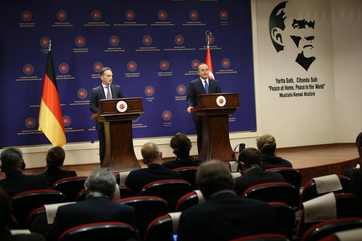 Mevlüt Çavuşoğlu: AB ile ilişkilerde pozitif atmosfer içindeyiz