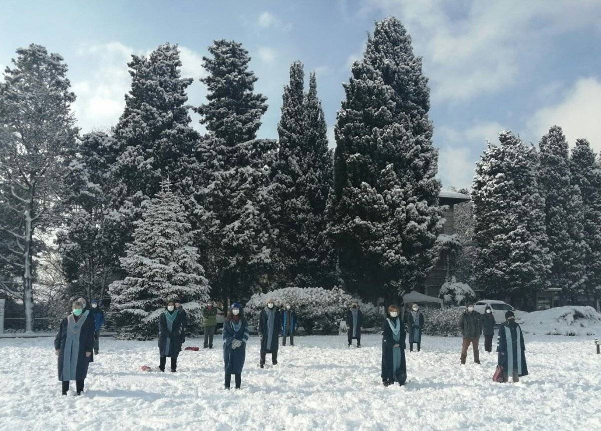 Boğaziçi akademisyenlerinden alkışlı protesto