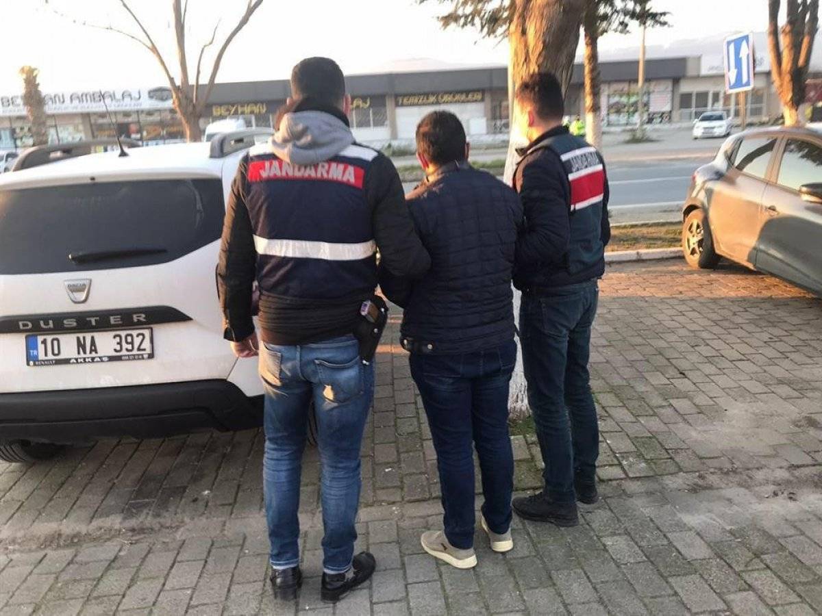 PKK'nın cezaevi finansörlerine operasyon: 17 gözaltı