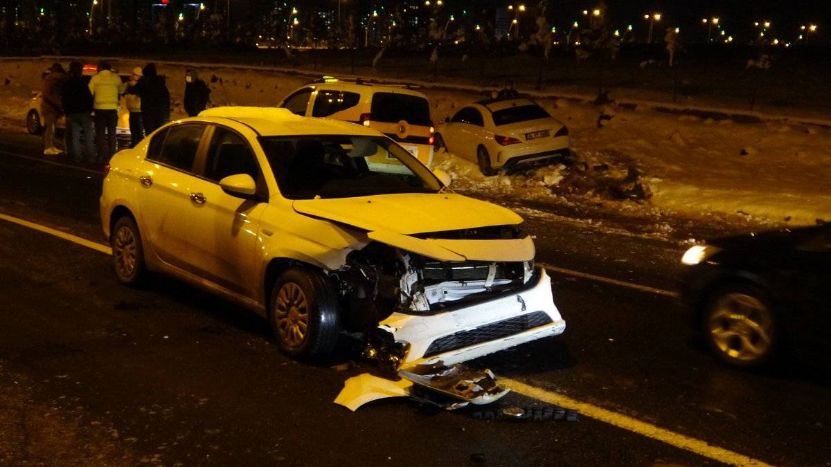 Diyarbakır’da 22 otomobil birbirine girdi