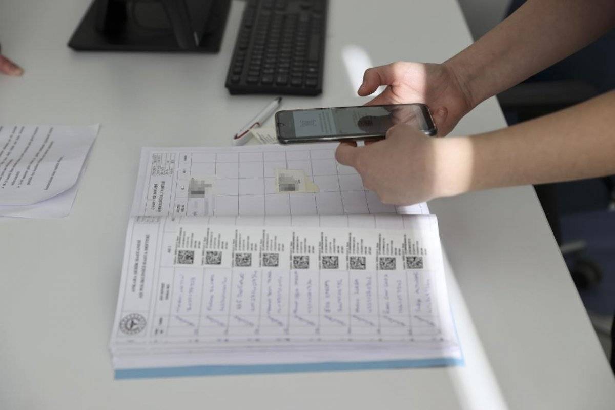 Sağlık çalışanlarına yönelik ilk doz aşılamada sona gelindi