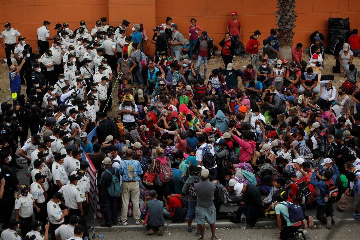 Guatemala'da ABD'ye hareket eden göçmenlere müdahale