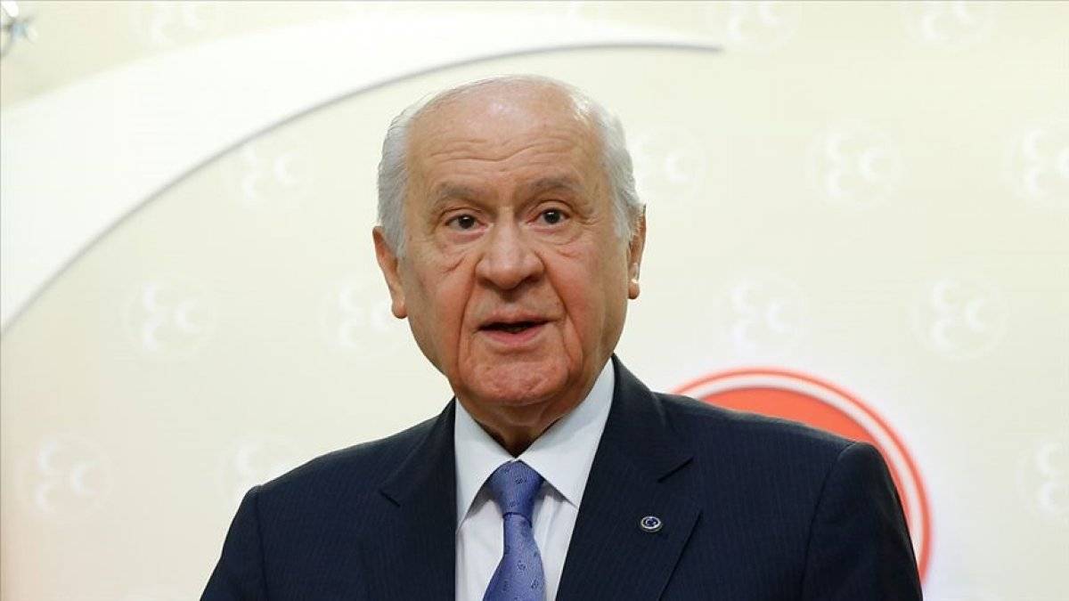 Devlet Bahçeli, matematik şampiyonu Yusuf Eymen'i tebrik etti
