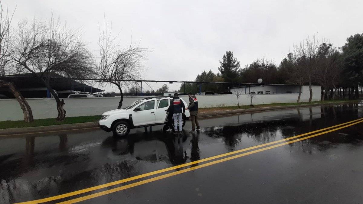 PKK'nın cezaevi finansörlerine operasyon: 17 gözaltı