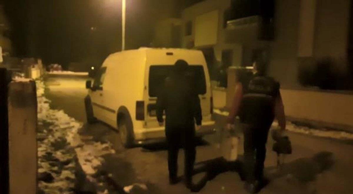 Bursa'da ağabey tartıştığı kardeşini öldürdü