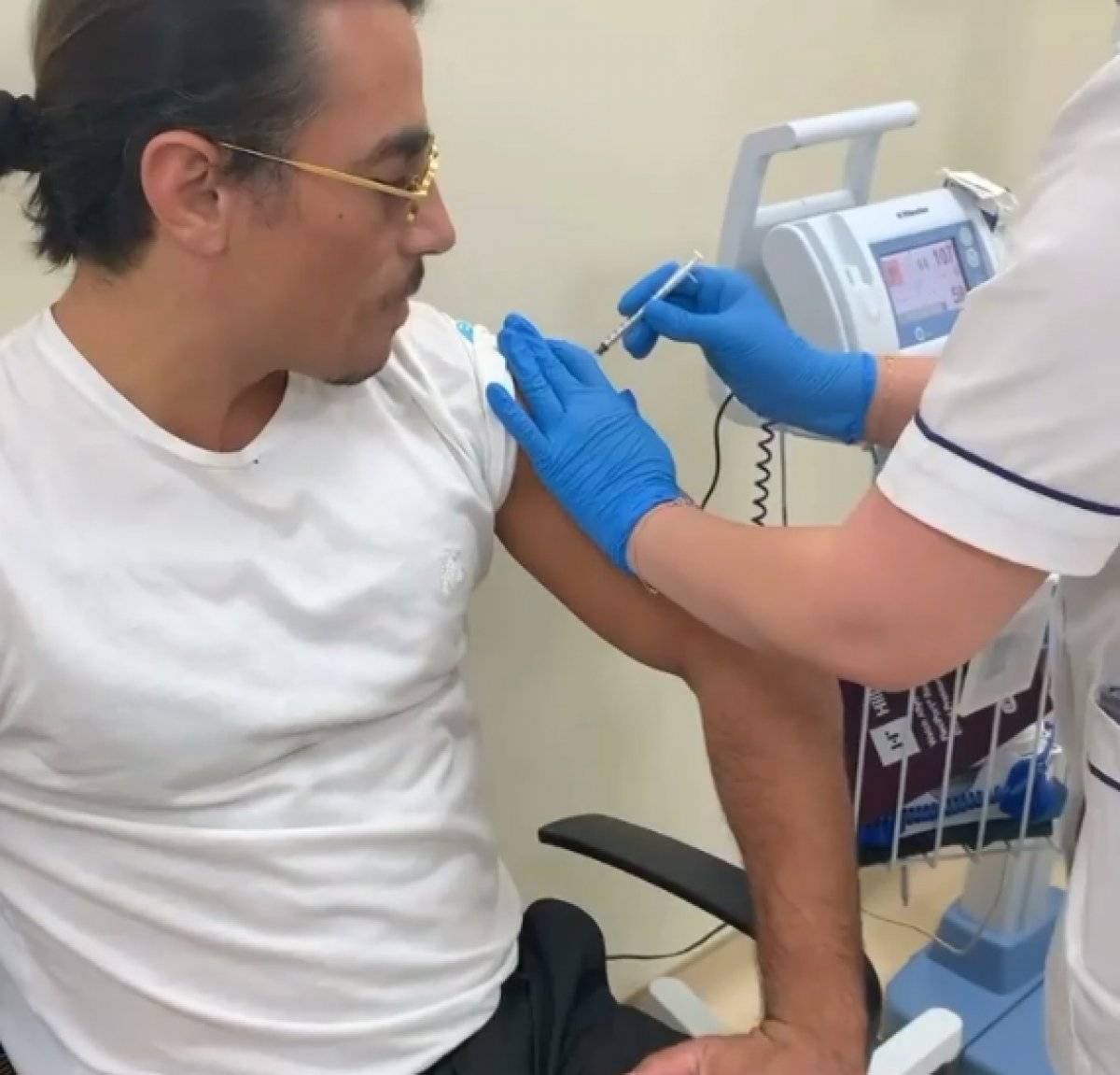 Nusret Gökçe koronavirüs aşısı oldu