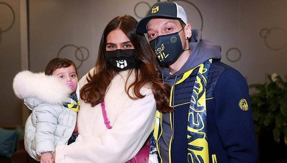 Amine Gülşe: Şükürler olsun ülkemize döndük