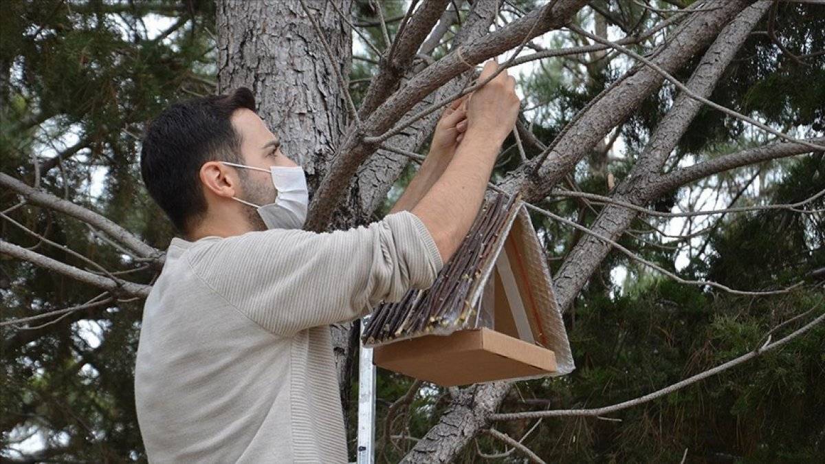Karaman'da öğretmenler, geri dönüşüm malzemeleriyle kuş yuvaları yaptı