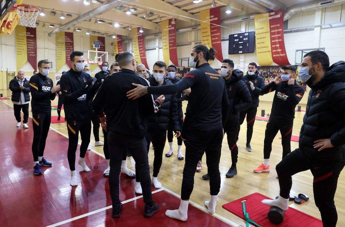 Omar Elabdellaoui'den Florya'ya ziyaret