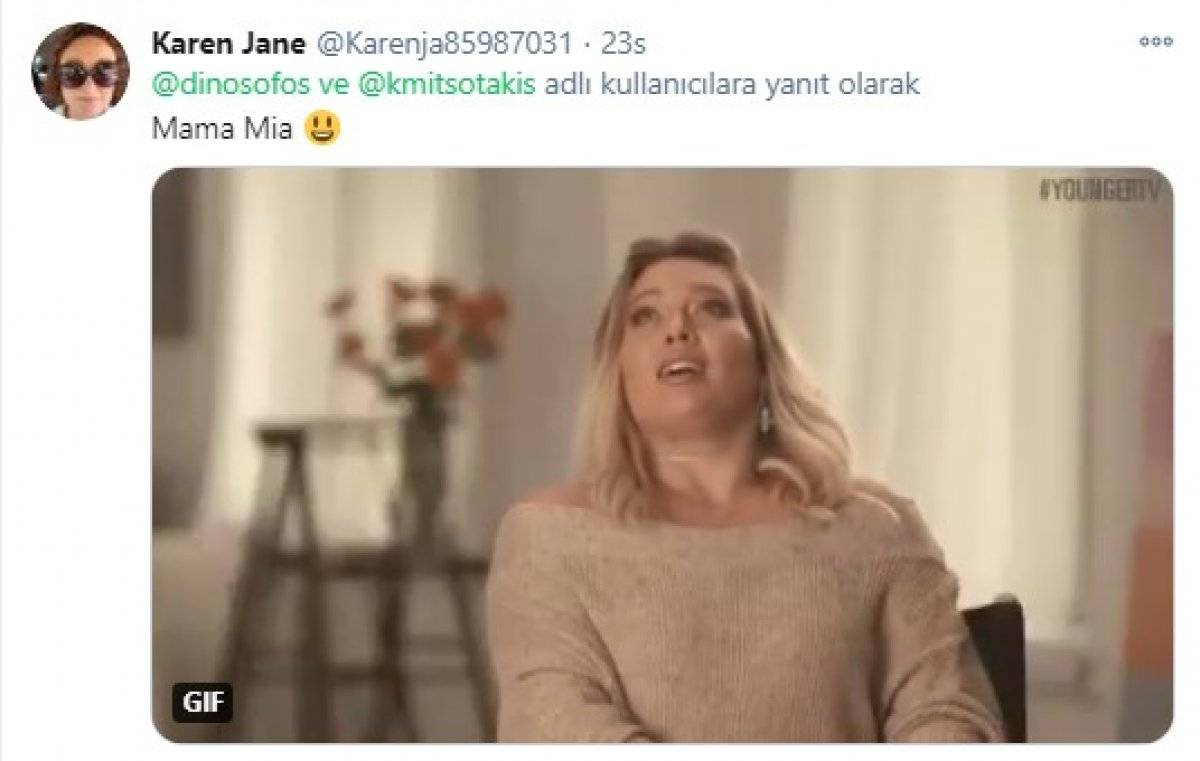 Miçotakis'in aşı yaptırırken göğüs dekoltesi olay oldu
